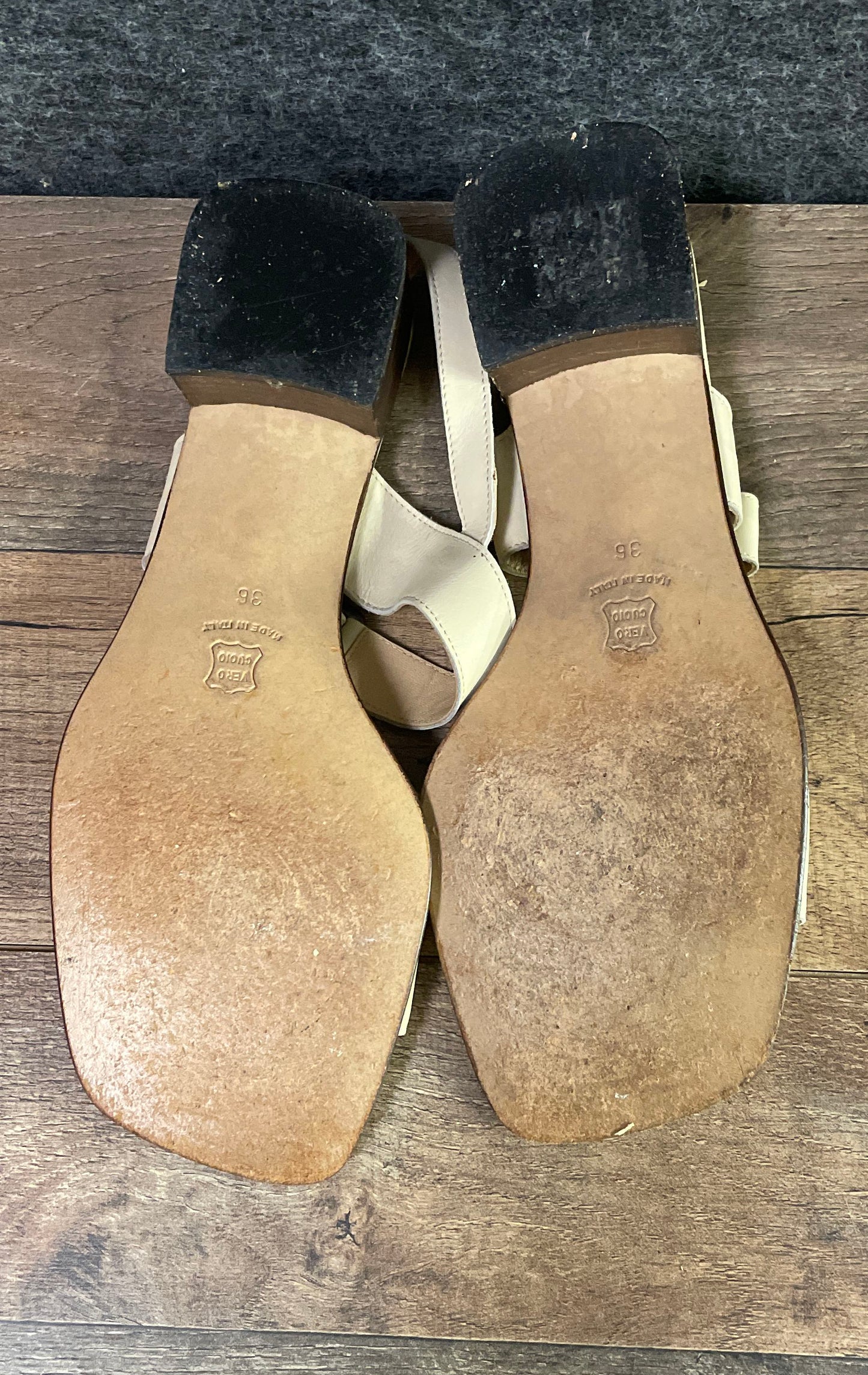 Vintage 90s Luca Grossi Cream Leather Square Toe Block Heel Sandals Size EU 36