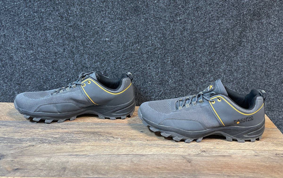 Pacific Mountain Sprinter Low Grey Yellow Trail Hiking Shoes Men's Size 9