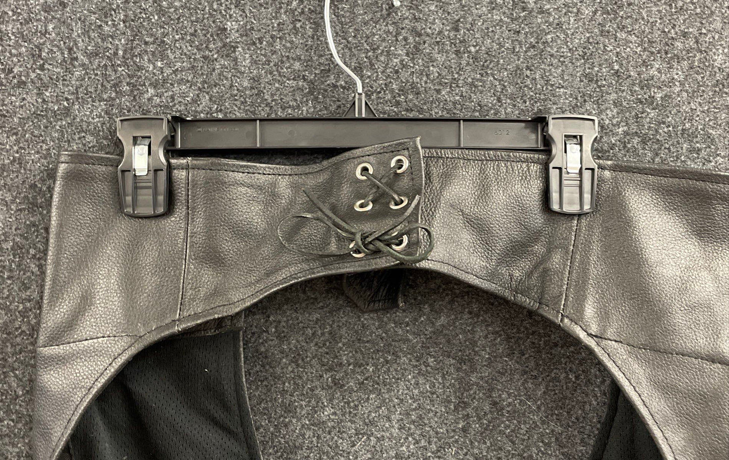 Genuine Leather Unisex Black Motorcycle Riding Chaps Lace Up Back Buckle Sz M