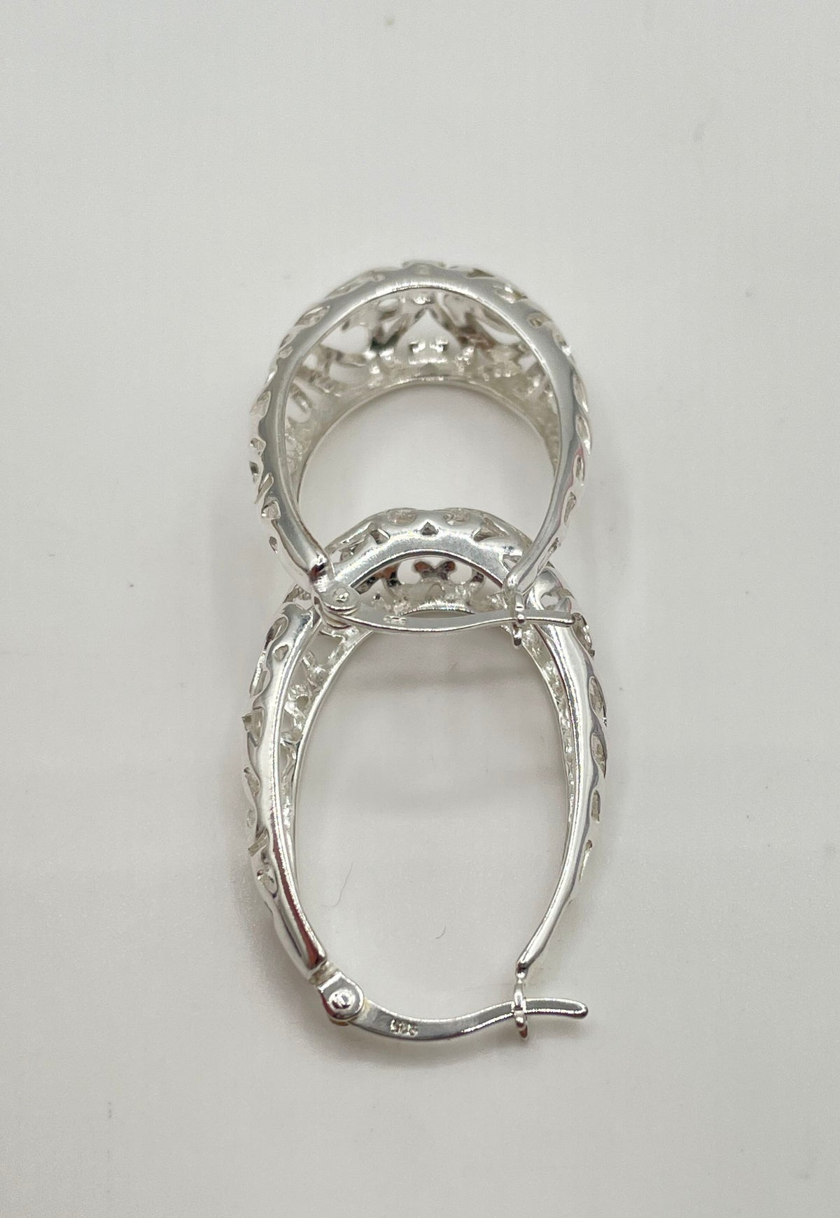 925 Sterling Silver Oval Filigree Hoop Earrings 5.3g