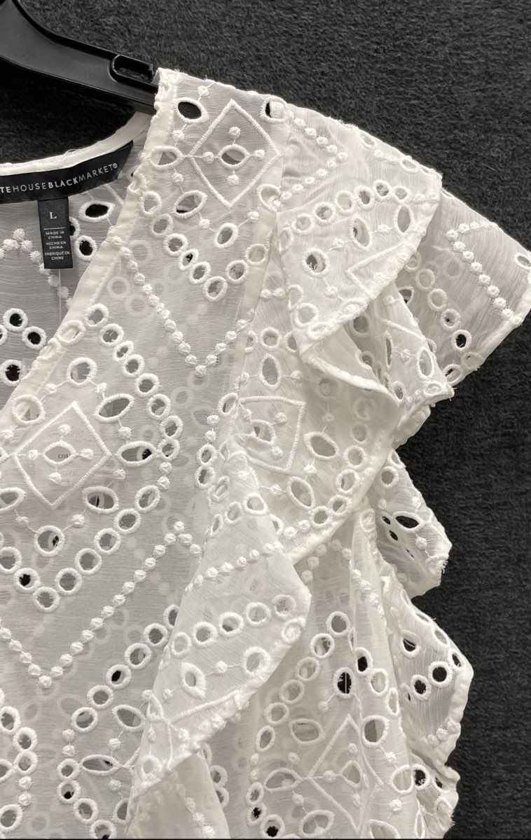 White House Black Market Women's Ecru Flutter Slv Embroidered Eyelet Top Sz L