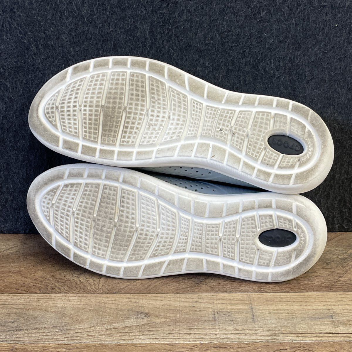 Crocs LiteRide Pacer Grey White Men's Lace Up Sneakers Size 10
