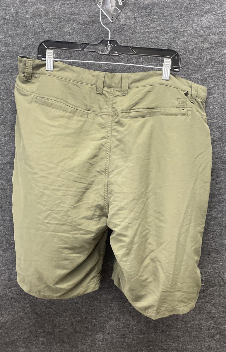 REI Men's Green Nylon Lightweight Outdoor Hiking Shorts Sz 42