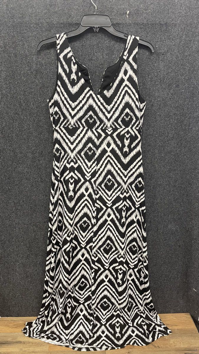 Ronni Nicole Women's Black White Geometric Embellished V-Neck Maxi Dress Sz 10