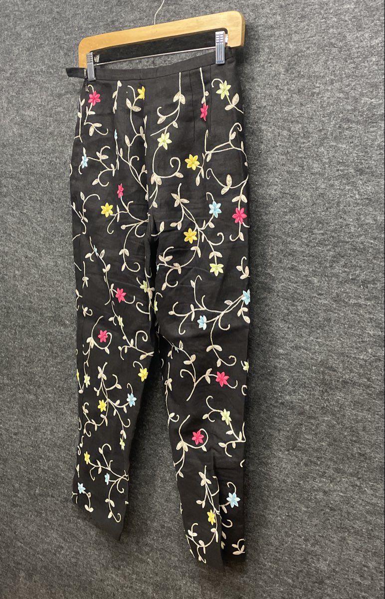 Talbots Petites Women's Black Floral Embroidered Linen Straight Leg Pants Sz 4