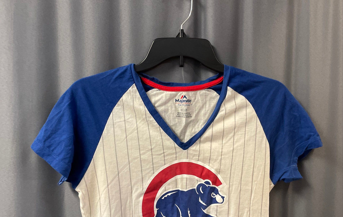 Majestic Women's Chicago Cubs T-Shirt White Blue Pinstripe V-Neck Raglan Sz S