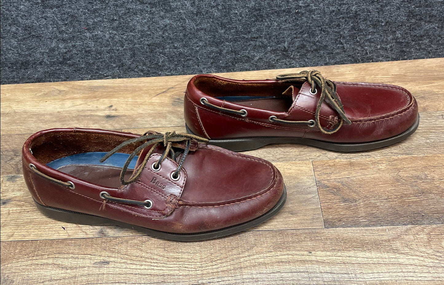 Bass Seafarer Burgundy Leather 2-Eye Boat Shoes Men's Size 10.5 M