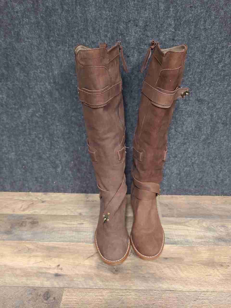 Not Rated Brown Faux Suede Tall Strappy Boots Brass Club Buckle Womens Size 9M