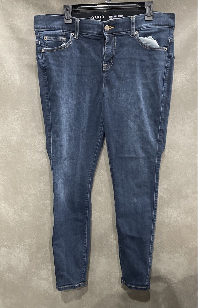 Torrid Women's Bombshell Skinny Navy Blue Premium Stretch Jeans Sz 18R