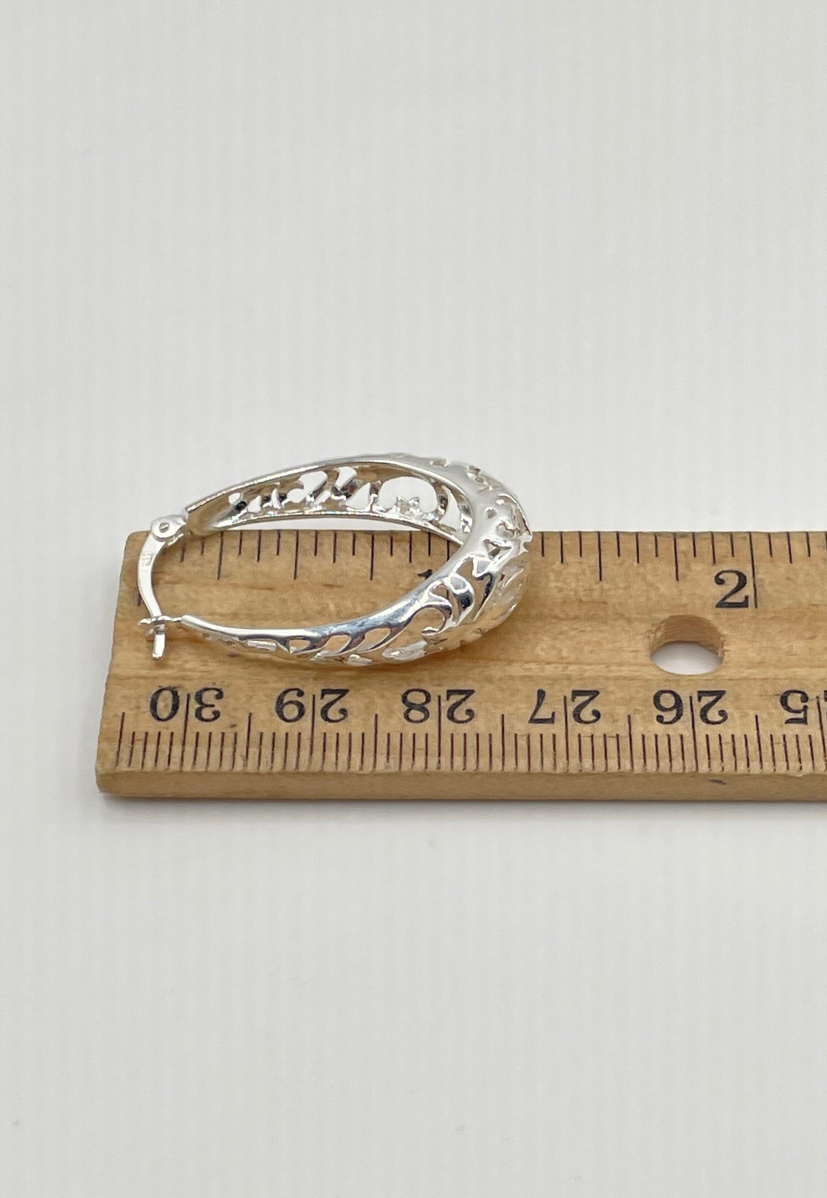 925 Sterling Silver Oval Filigree Hoop Earrings 5.3g