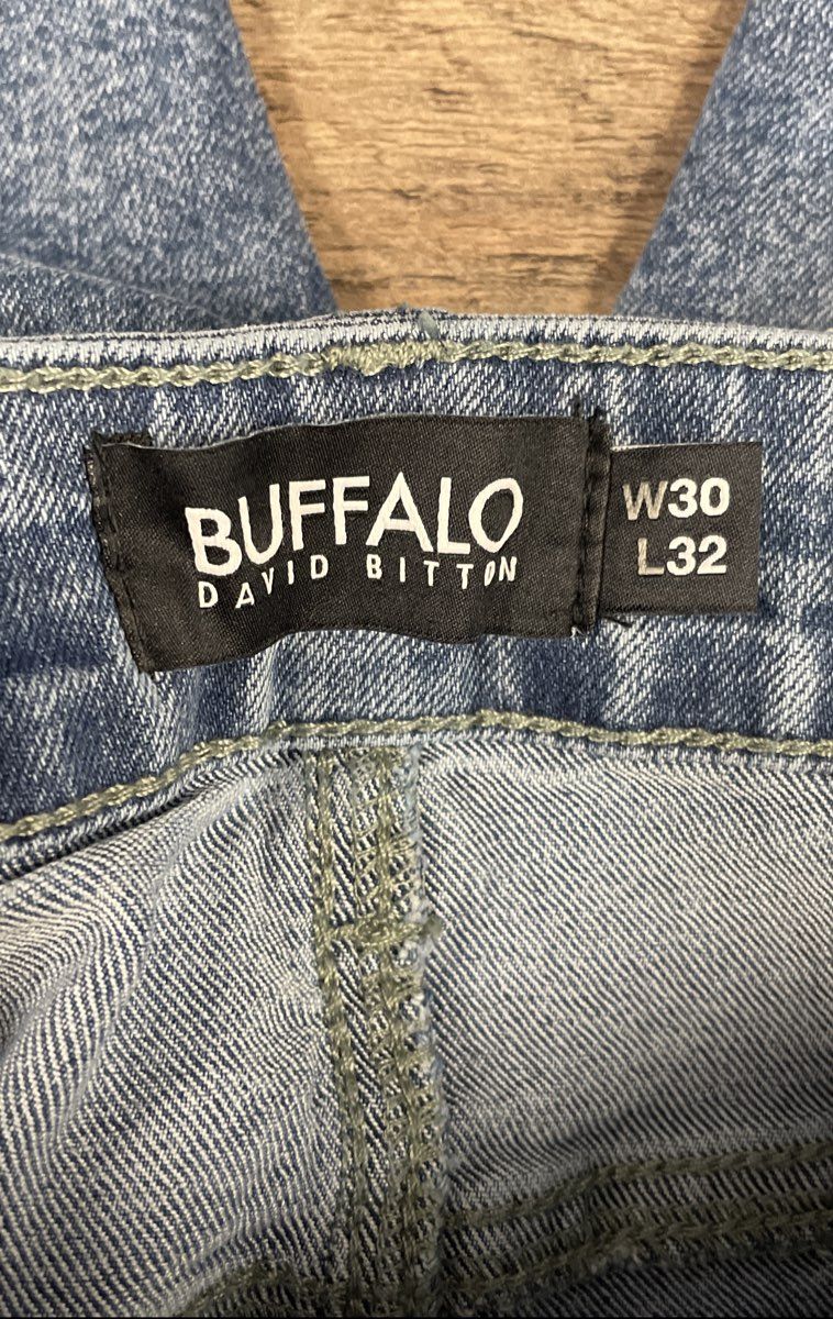 Buffalo David Bitton Men's Driven Relaxed Straight Jeans Blasted NWT Sz 30x32
