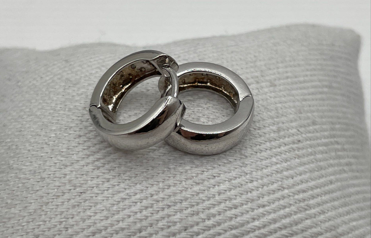 925 Sterling Silver Diamond Accent Huggie Hoop Earrings 4.5g