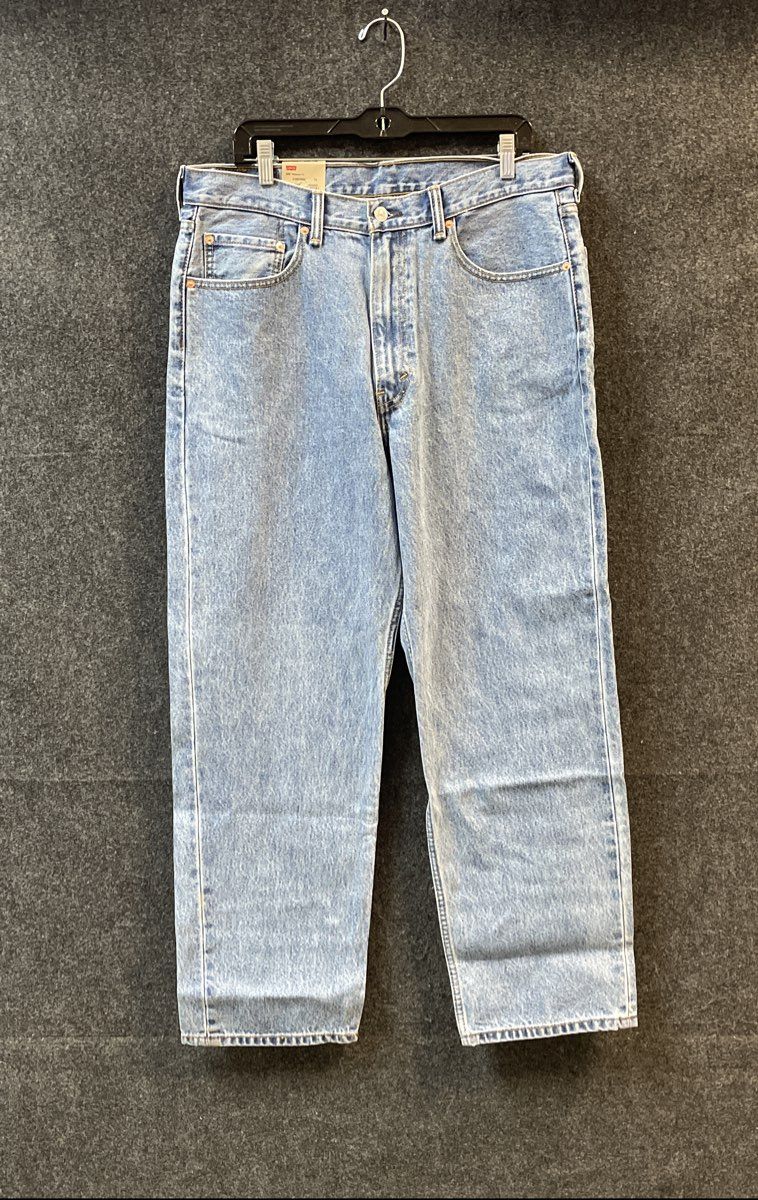 Levi's Men's 550 Relaxed Fit Tapered Leg Jeans Light Blue Wash NWT Sz 36x30