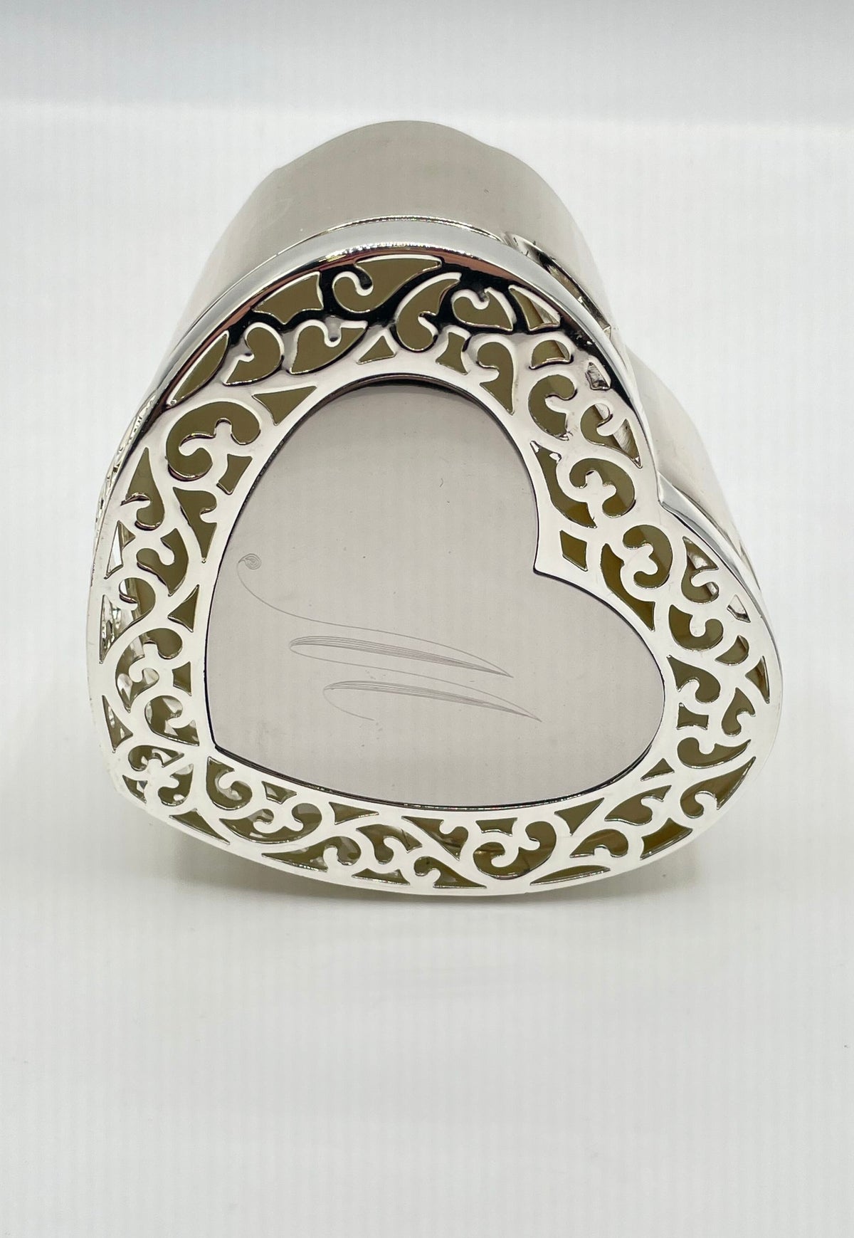 Things Remembered Silver Tone Engraved Mirror Heart Jewelry Box (In Box) 265.2g