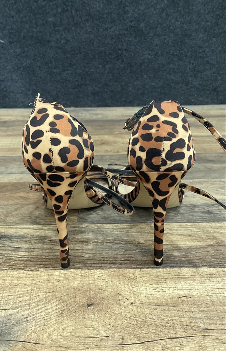 Mix No. 6 Zaydia Cheetah Print Ankle Strap Stiletto Heels Size 8.5
