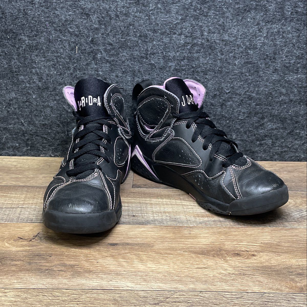 Air Jordan 7 Retro GS Black Barely Grape Rush Fuchsia Size 5.5Y