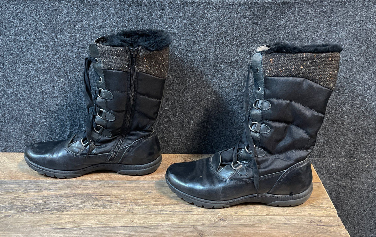Bare Traps Black Quilted Faux Fur Lace Up Winter Snow Boots Size 7.5