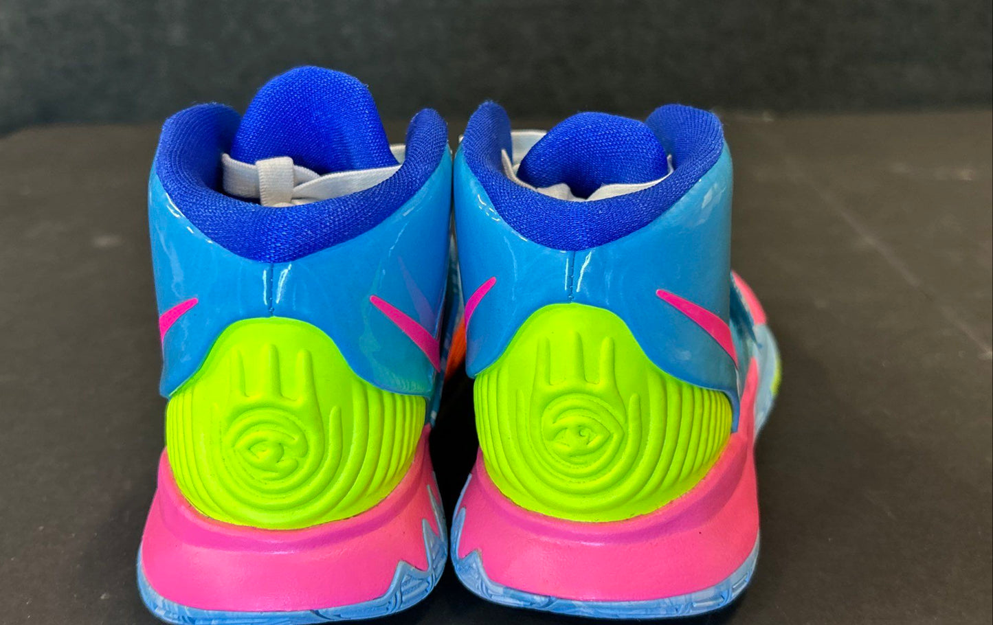 Nike Kyrie 6 PS Pool Baltic Blue Volt Hyper Pink Kids Shoes Size 11C