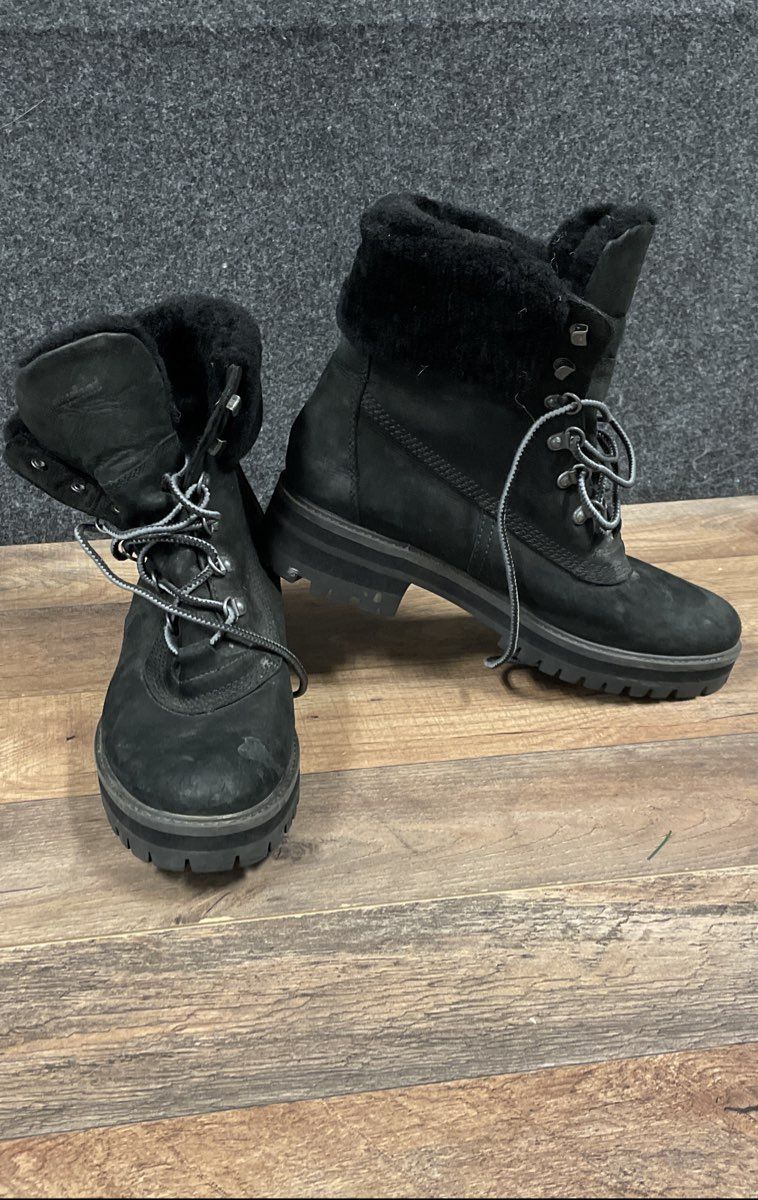 Timberland Courmayeur Valley Black Shearling Lined Boots Women's Size 10