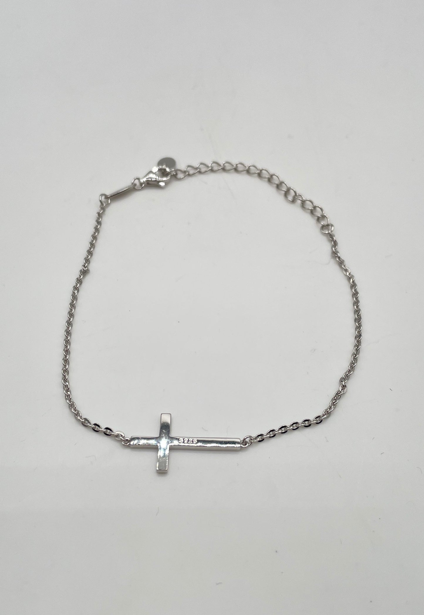 925 Sterling Silver Cross Charm Bracelet 2.4g