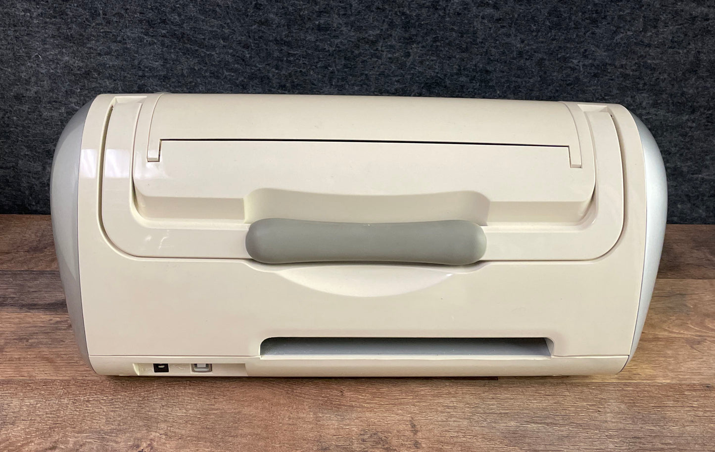 Cricut CRV001 Personal Electronic Cutter w/ George & Basic Shapes Cartridge