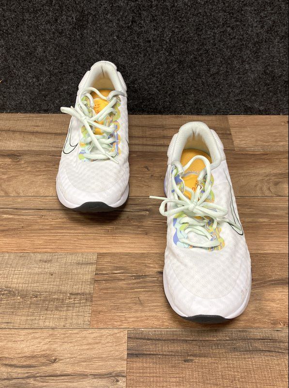 Nike Women's Renew Ride 3 White Multi-Color Running Shoes Size 7.5