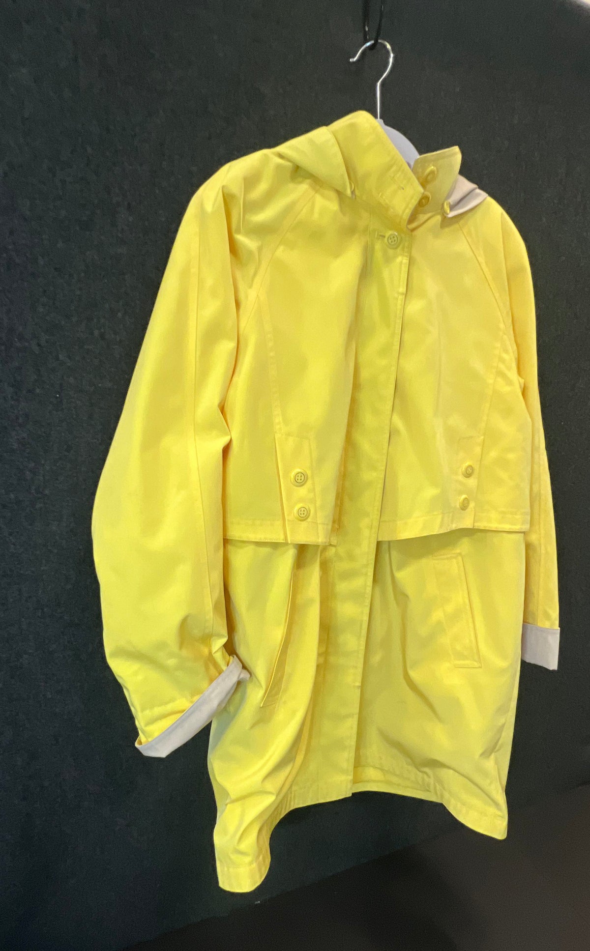 Liz Claiborne Women's Yellow Hooded Rain Jacket Floral Lining Sz M