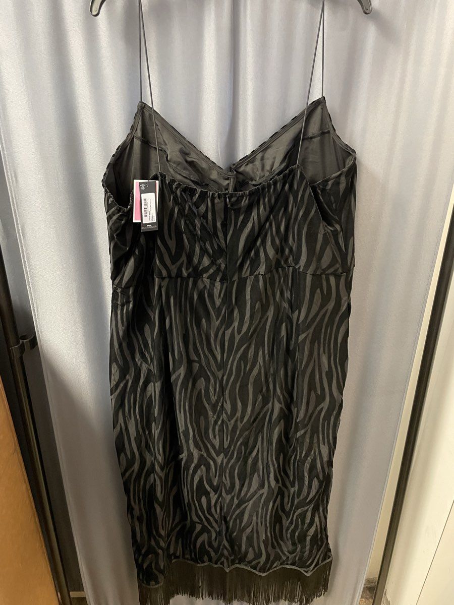 Pretty Little Thing Plus Black Zebra Print Ruched Tassel Midi Dress NWT Sz 20