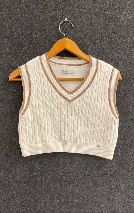 Hollister Women's Cream Tan Cable Knit V-Neck Cropped Sweater Vest XS