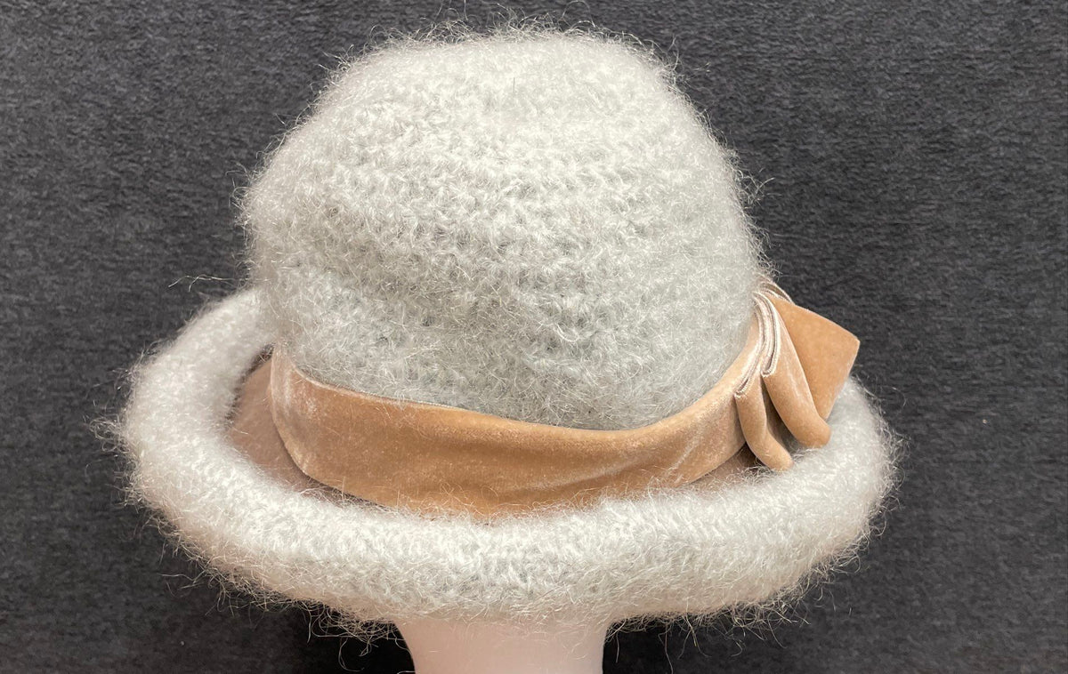 Vintage 60s Glenover Henry Pollak Wool Cloche Hat Fuzzy Mohair Velvet Bow