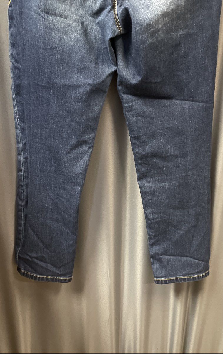 American Rag Women's Dark Blue Jeans Dark Wash Stretch Whiskering Size 5
