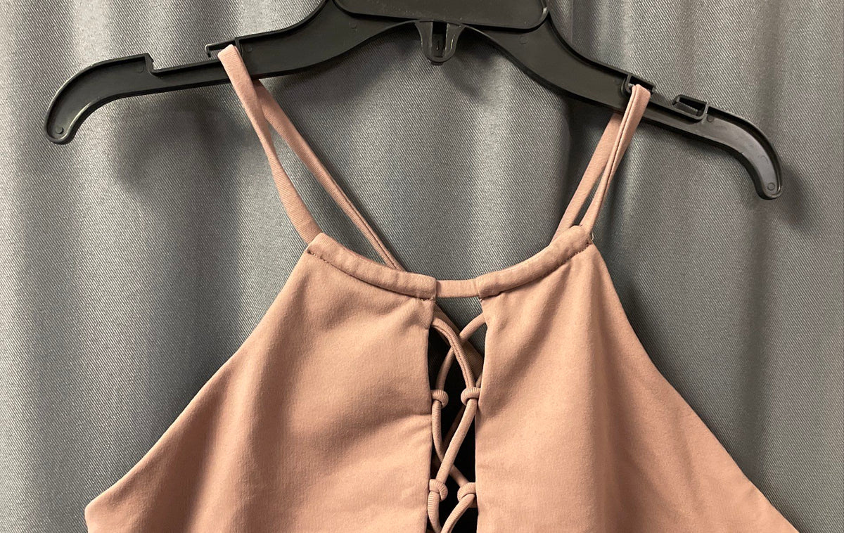 Alo Yoga Women's Smoky Quartz Lace Up Sports Bra Strappy Halter Sz M