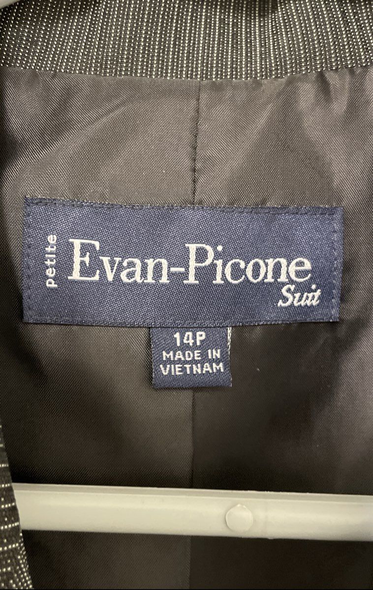Evan-Picone Women's Dark Grey Pinstripe Blazer Jacket NWT Size 14P