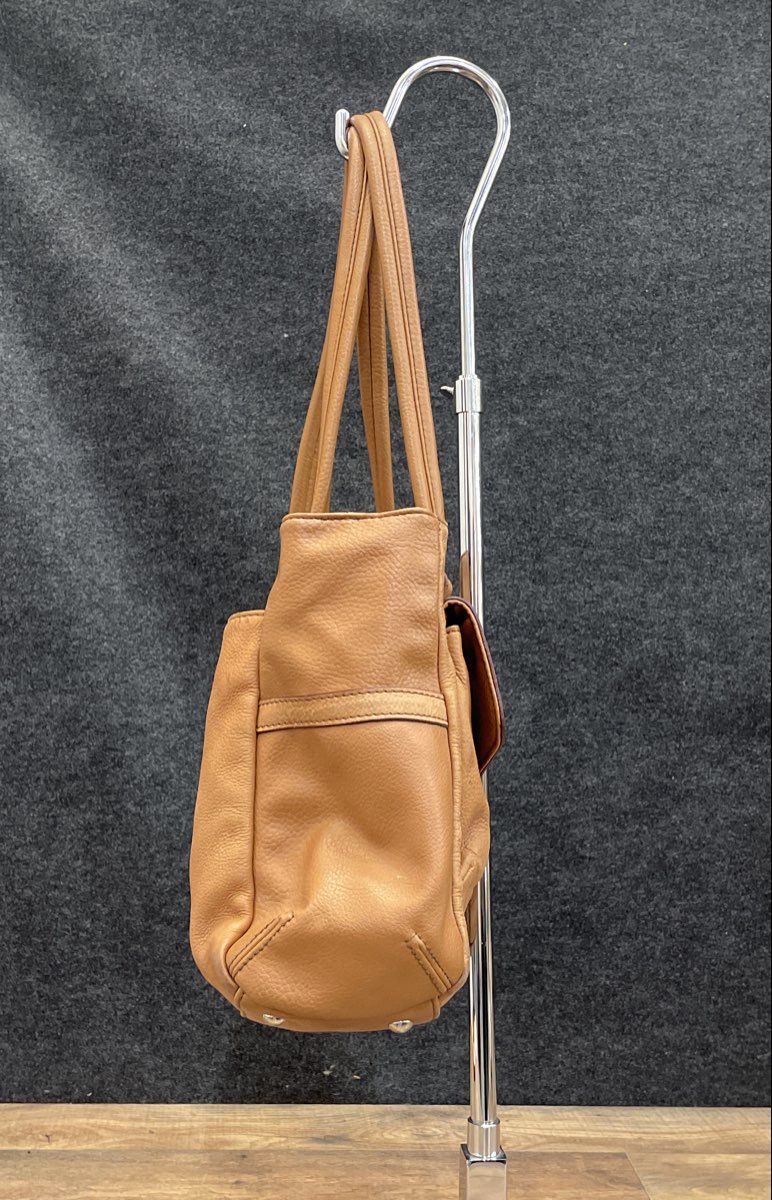 Liz Claiborne Tan Pebbled Leather Satchel Tote Bag Large Turn Lock Brown