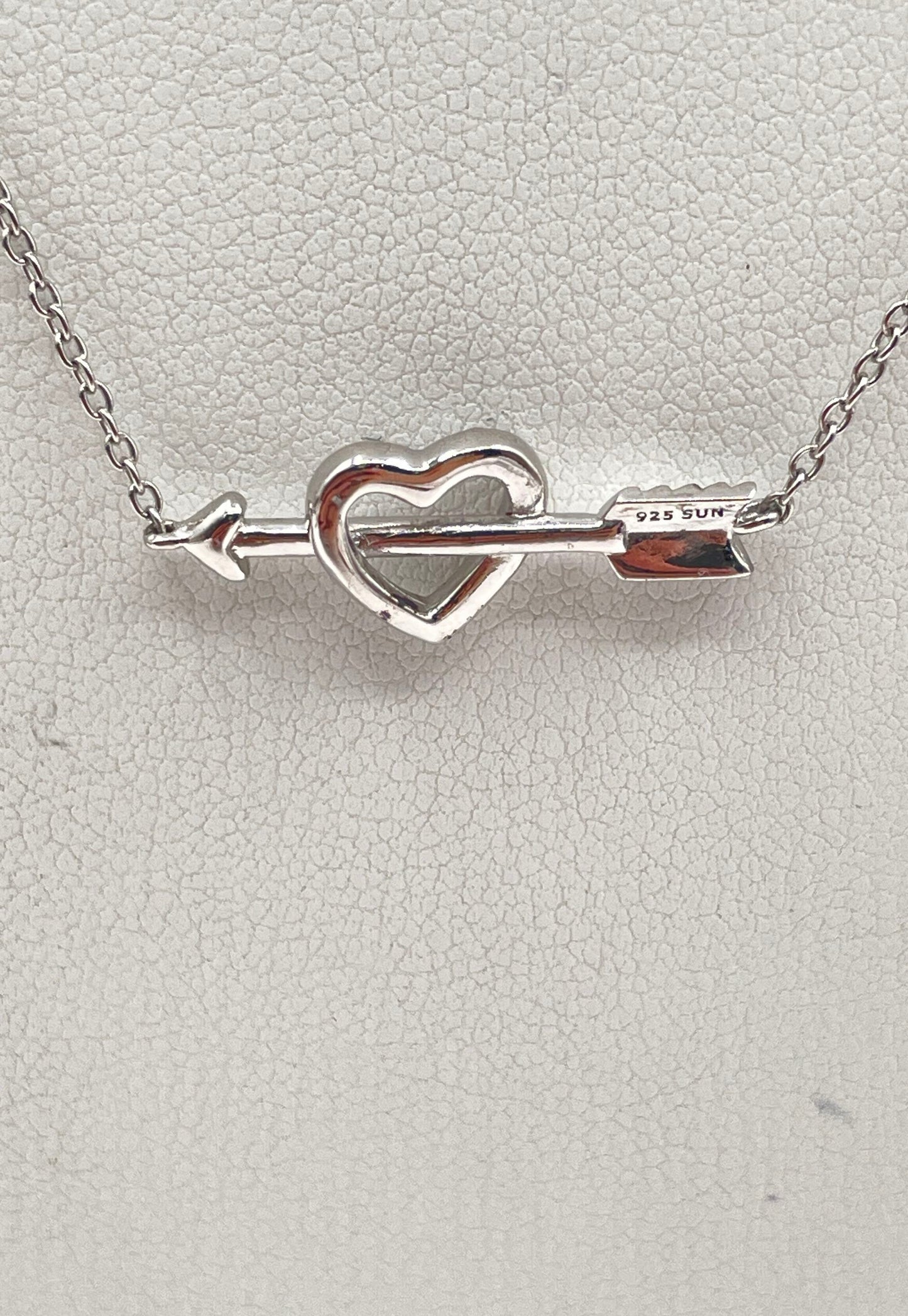 925 Sterling Silver Diamond Accent Heart & Arrow Pendant Necklace 2.5g
