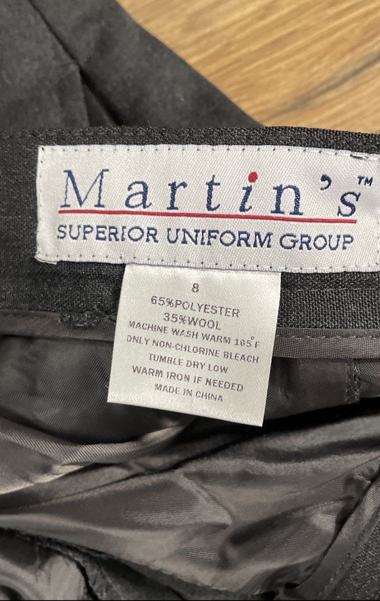 Martin's Women's 2 Shirt & 2 Pants Uniform Set White Oxford Gray Sz 8 NWT