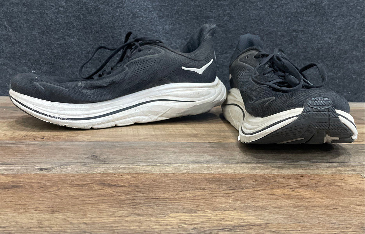 Hoka Clifton 8 Black White Men's Running Shoes Wide Size 8.5 2E