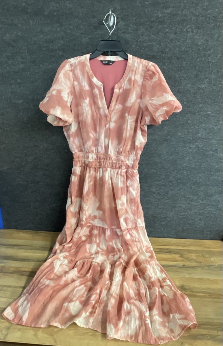 Simply Vera Vera Wang Women's Pink White Floral Tiered Maxi Dress Sz M