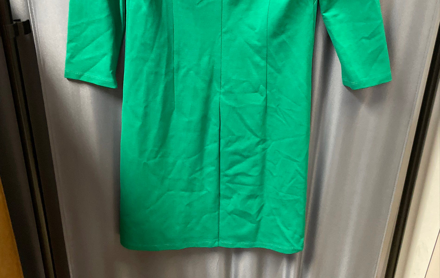 Eliza J Women's Green V-Neck 3/4 Sleeve Button Detail Sheath Dress Size 4