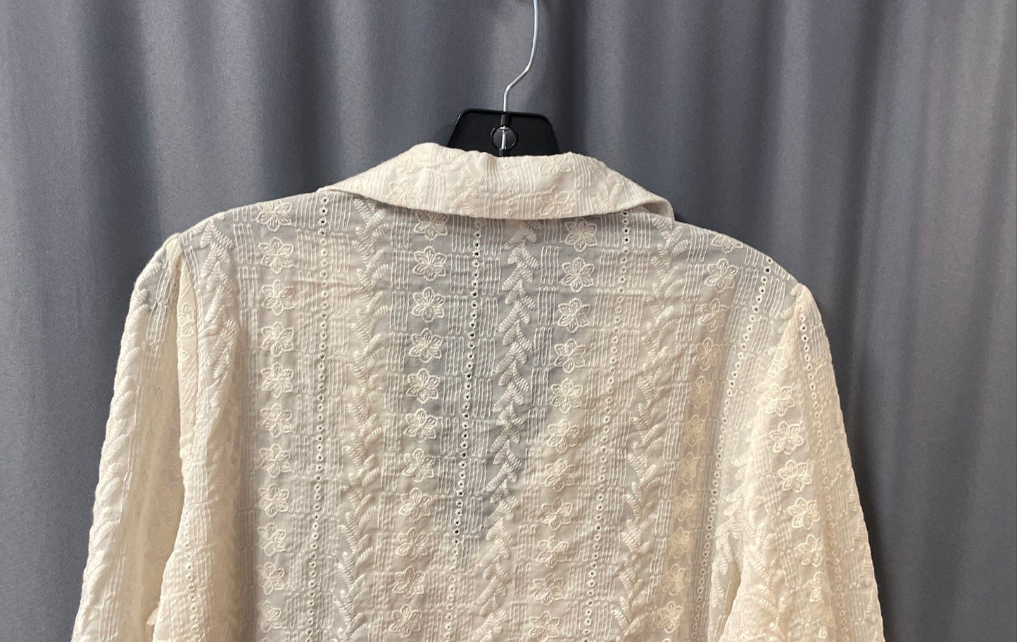 Rihoas Women's Cream Floral Eyelet Lace Embroidered Button Front Blouse Sz M