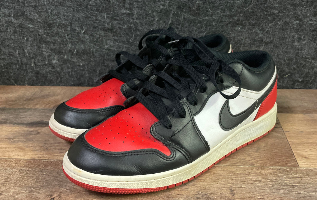 Nike Air Jordan 1 Low GS Black Toe White Black Gym Red 553560-161 Size 7Y