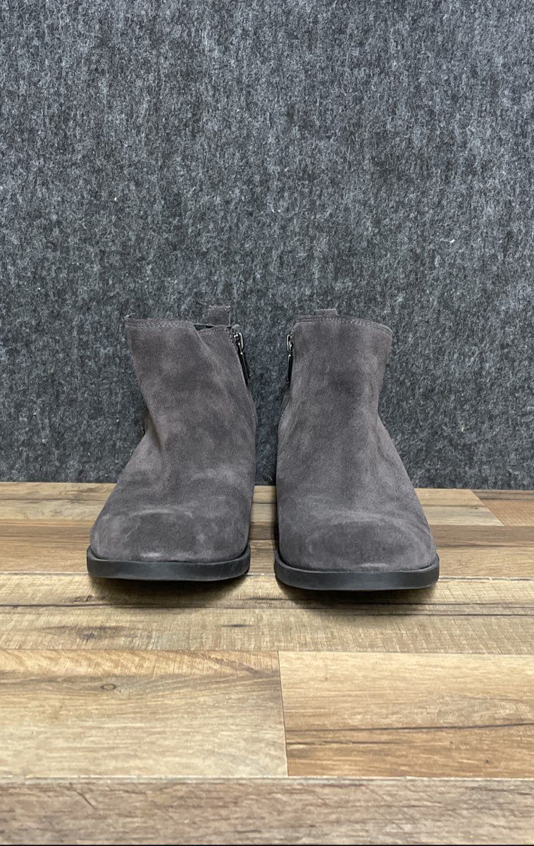 Kenneth Cole Dara Grey Suede Side Zip Ankle Boots Women's Size 8.5