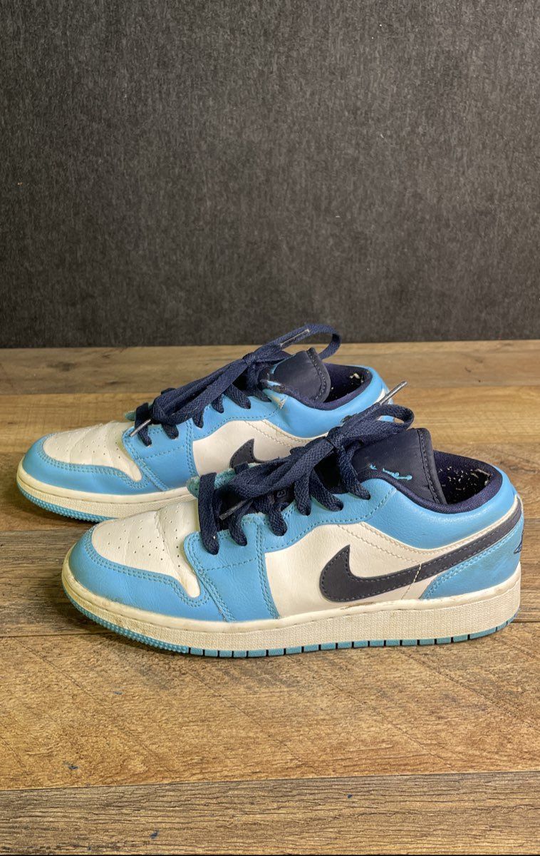 Nike Air Jordan 1 Low UNC University Blue Youth Sneakers Size 5Y