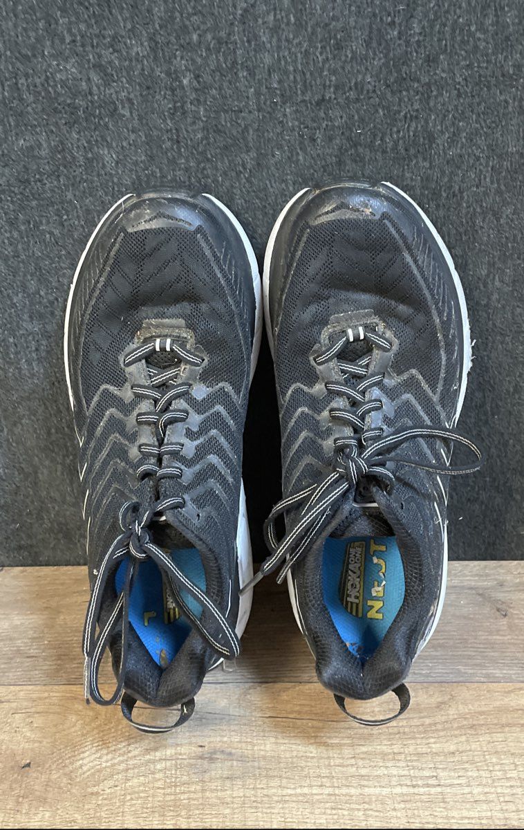 Hoka One One Clifton 4 Black White Women's Running Shoes Size 8