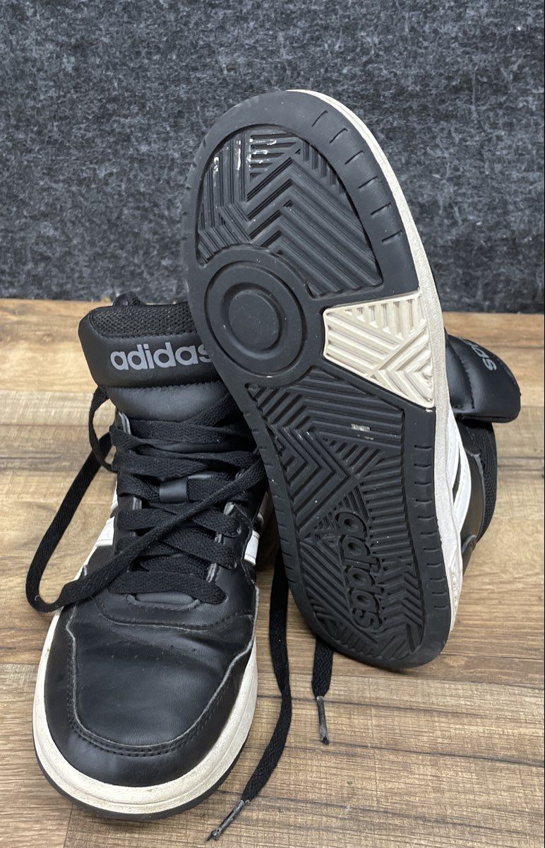Adidas Hoops 3.0 Mid Black White Basketball Style Sneakers Youth Size 3