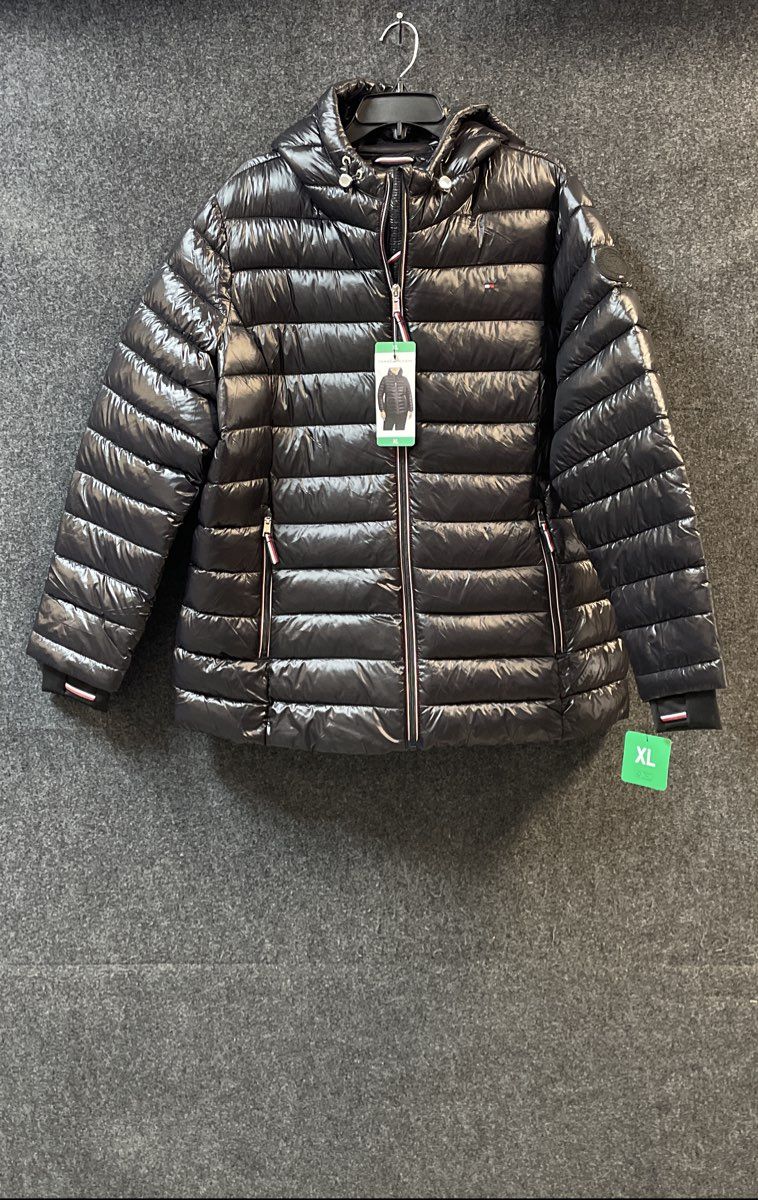 Tommy Hilfiger Women's Black Glossy Hooded Puffer Jacket Quilted NWT Sz XL