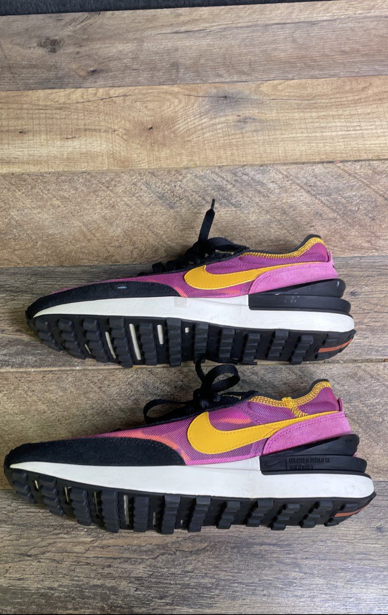 Nike Waffle One Active Fuchsia University Gold Women's Sneakers Size 8.5