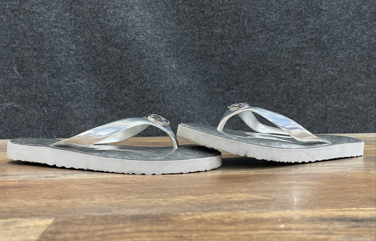 Michael Kors Silver MK Monogram Medallion Flip Flop Sandals Women's Size 6