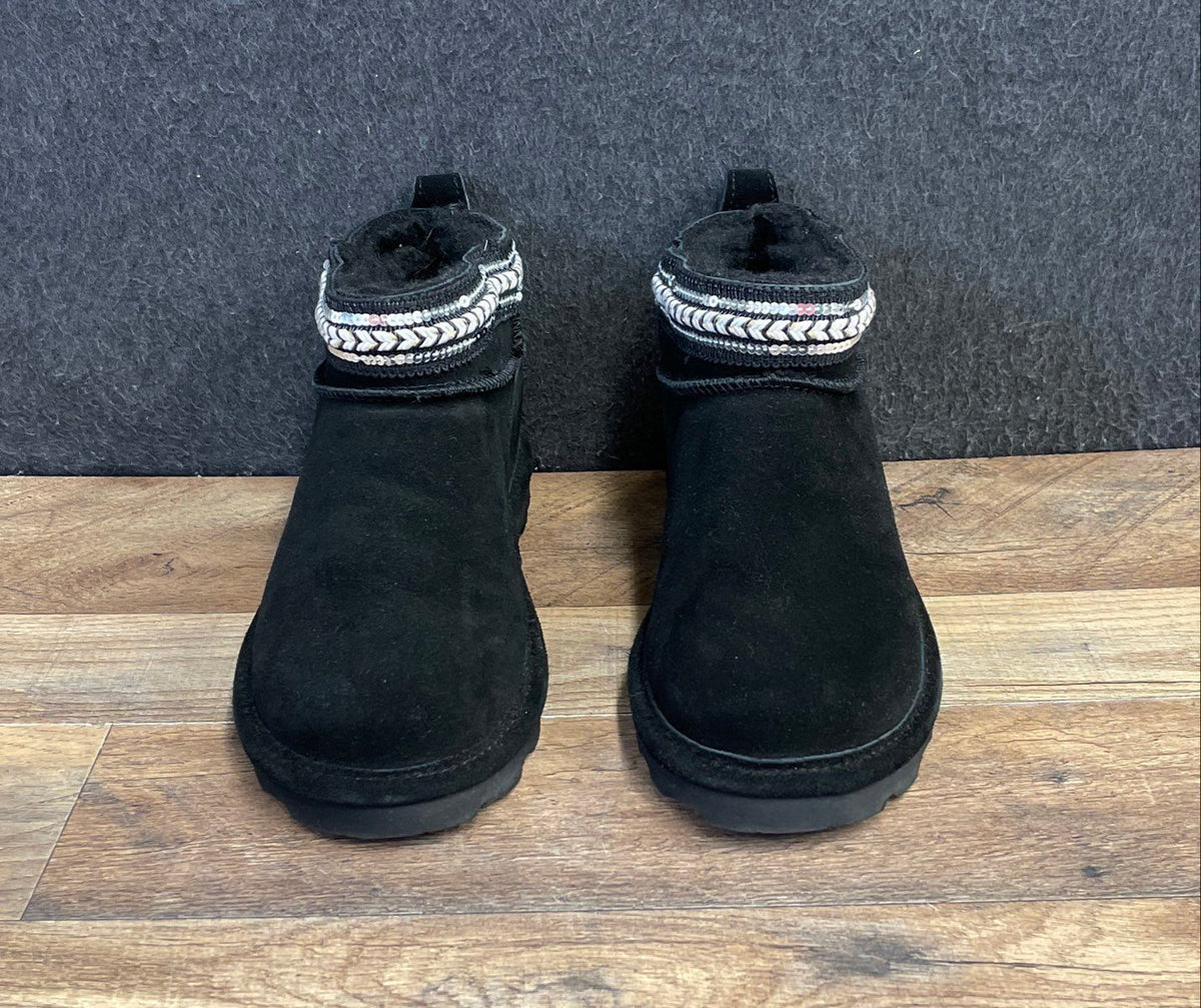 BearPaw Rebecka Black Suede Sequin Ankle Boots Women's Size 9