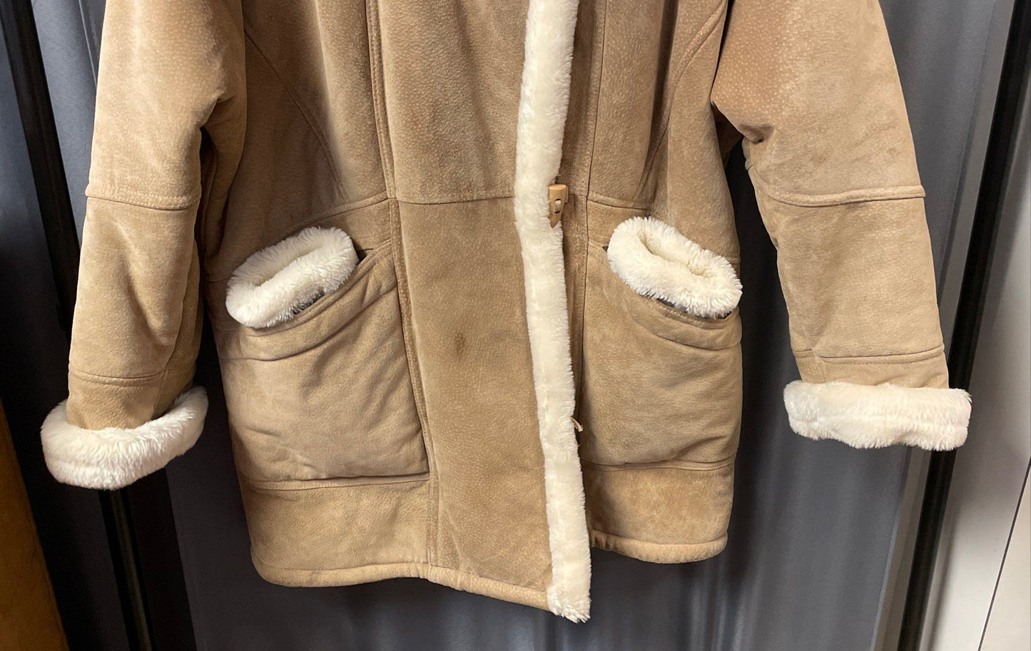 Vintage 90s Wilsons Leather Women's Tan Faux Fur Trim Shearling Style Coat Sz M